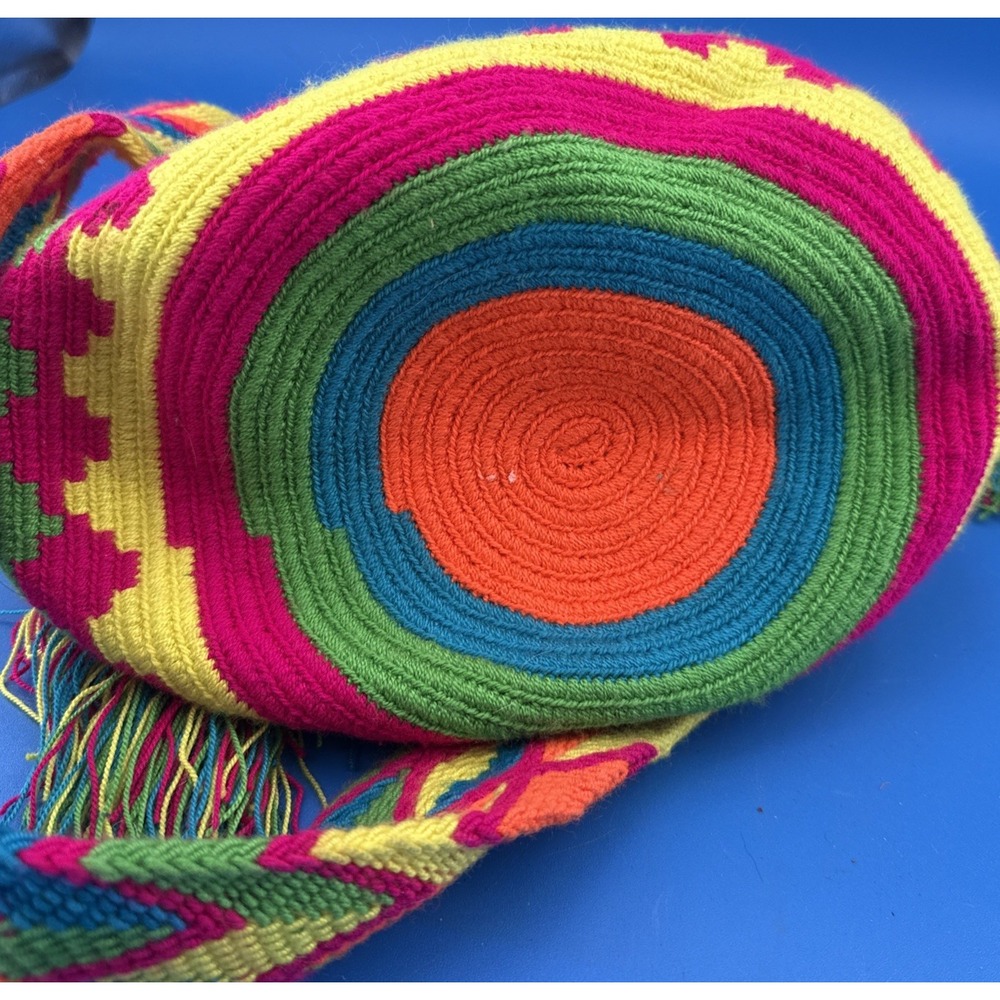 Authentic Wayuu Colombian Womens Handmade Large Colorful Mochila Bojo Tote Bag - Picture 9 of 11